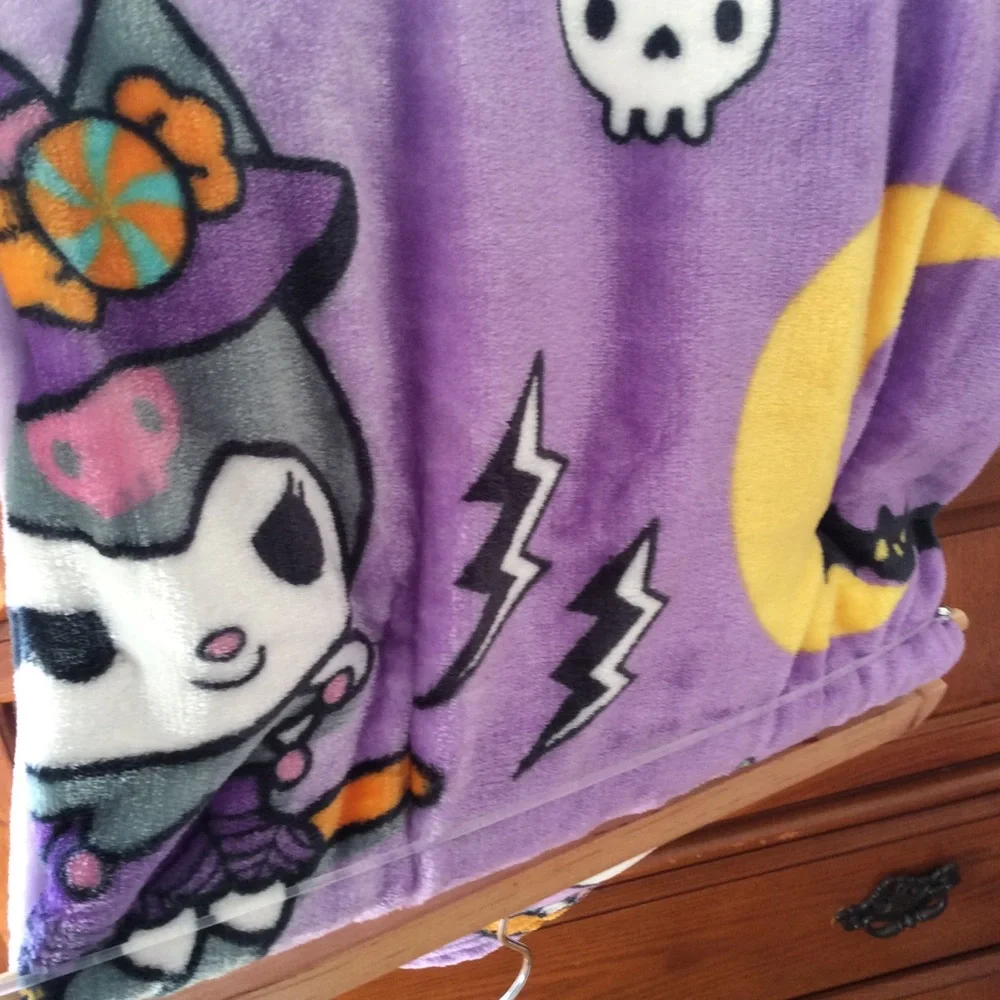 Hello kitty  blanket